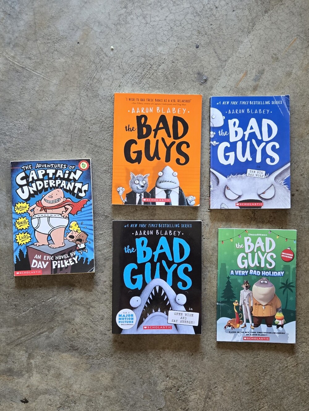 🎈Sale! Scholastic The Bad Guys Kids Book Lot Of 4 + 1 Captain Underpants Book